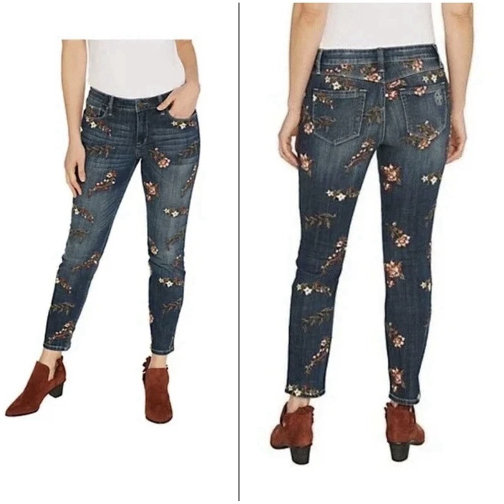 NWT Laurie Felt Classic Slim Leg Floral Embroidered Jeans Boho Cottagecore 8